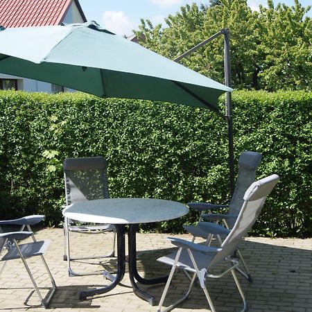 Ferienwohnungen Am Kleinen See Bergen Auf Rugen Exterior foto
